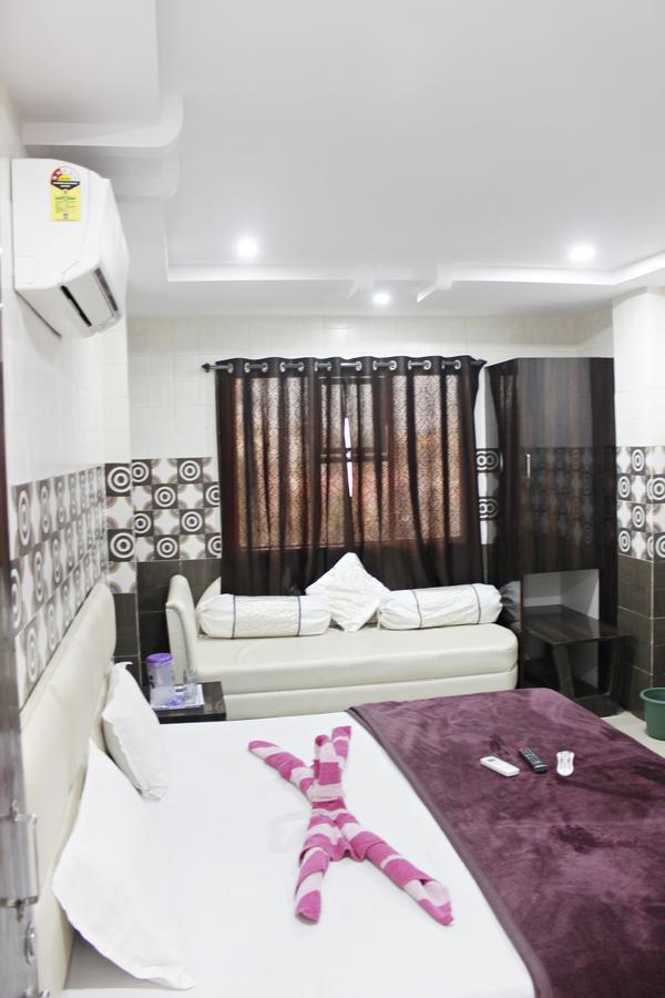 Hotel Shikhar Inn Ujjain Zewnętrze zdjęcie